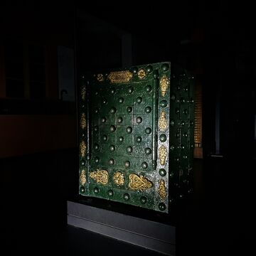 Nachts im Museum! Taschenlampen-Führung für Kinder