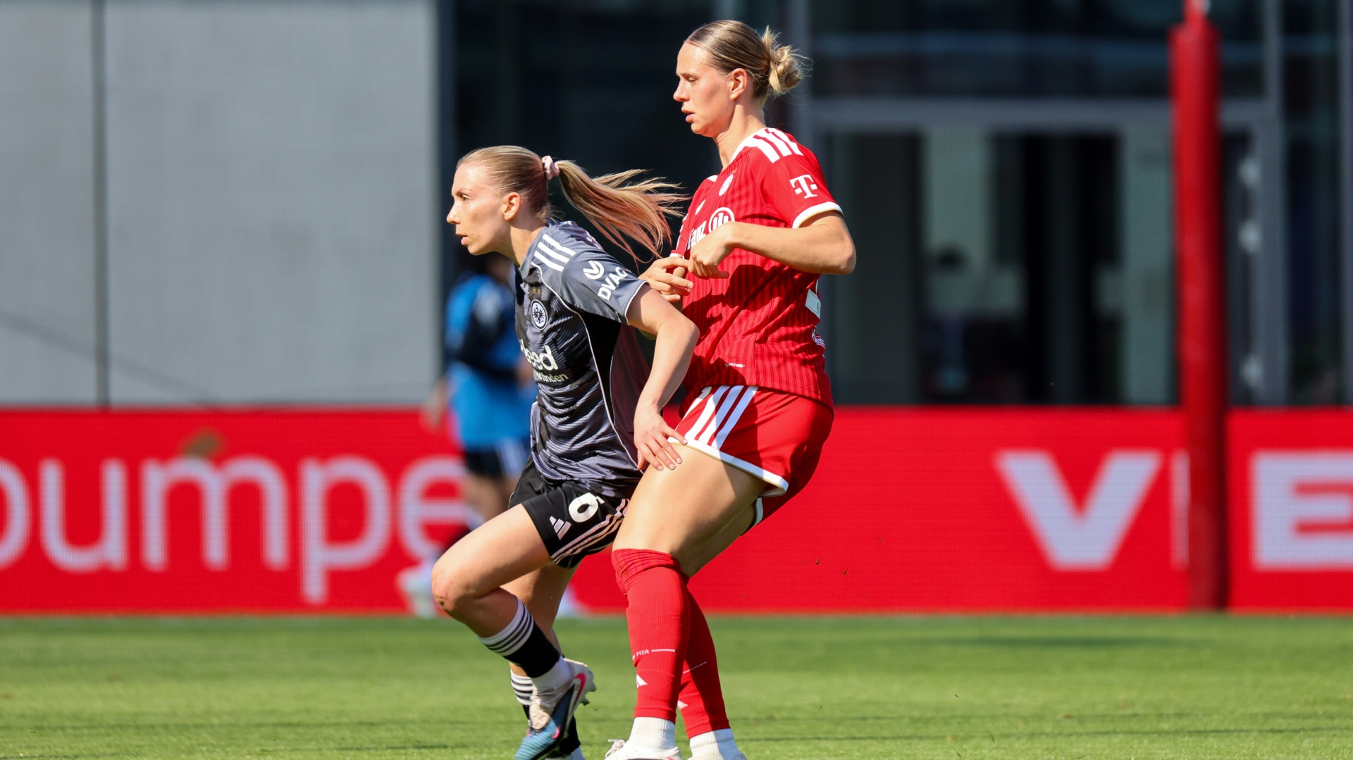 Anyomi und Senß verlassen Eintracht-Frauen
