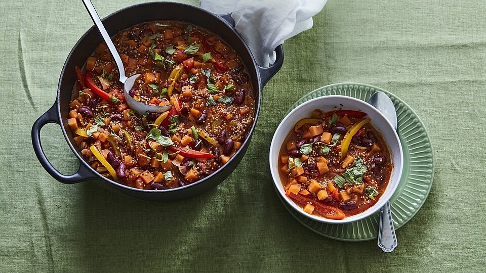 Chili sin Carne mit Süßkartoffeln und Quinoa