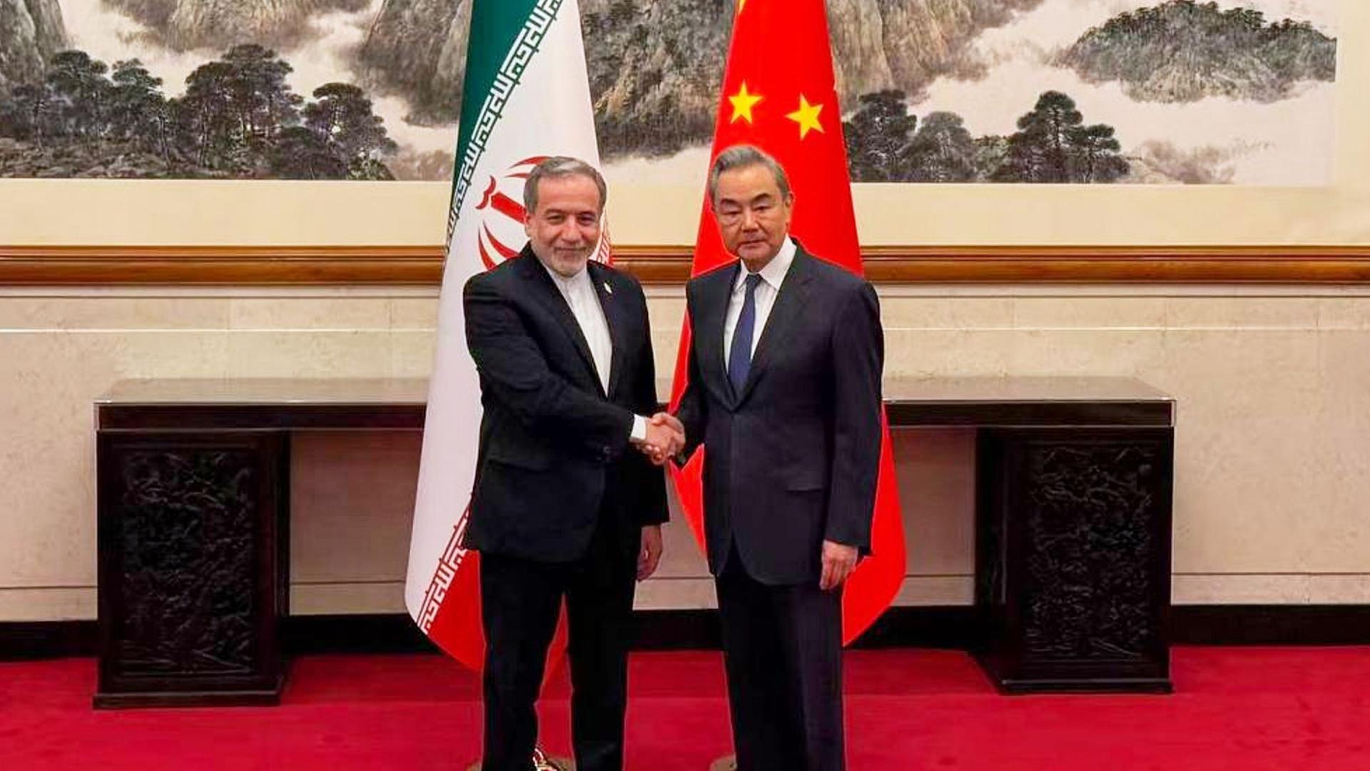 Iranischer Außenminister zu Gesprächen in Peking