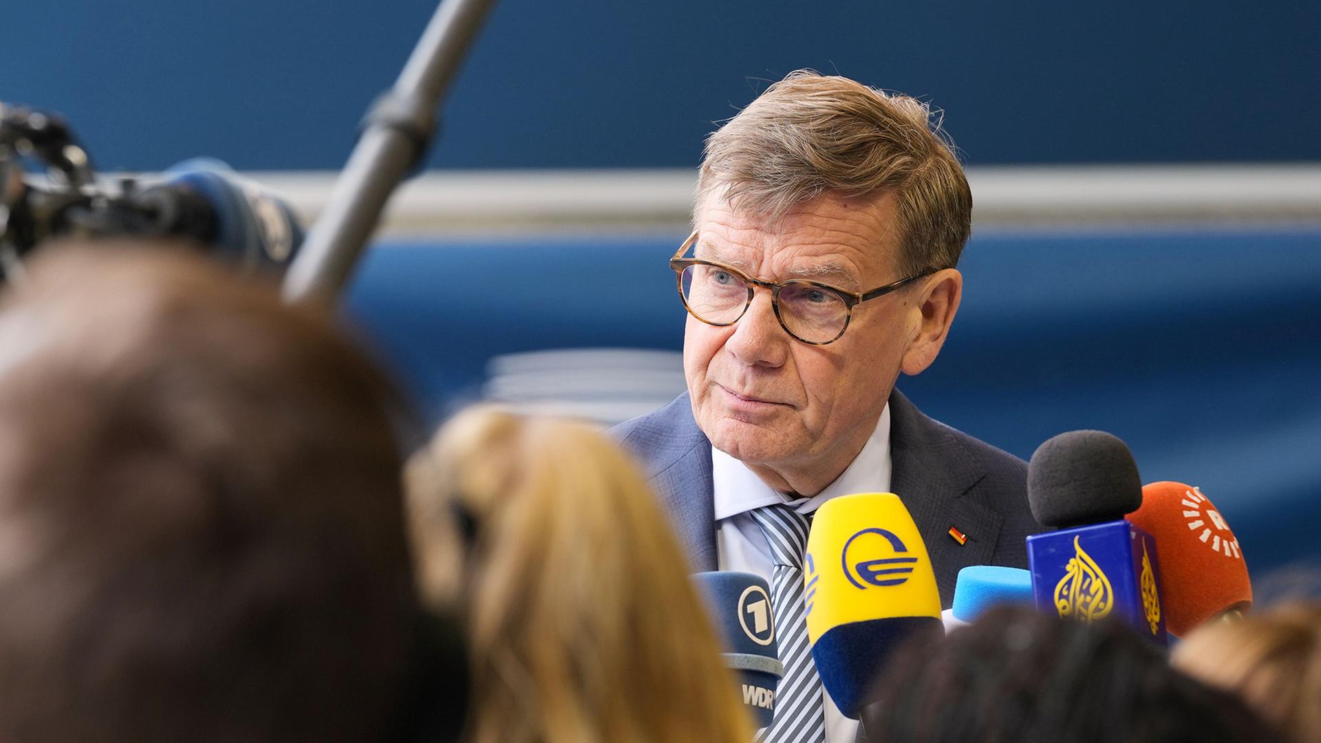 ++ Wadephul fordert Iran zu Verhandlungen auf ++