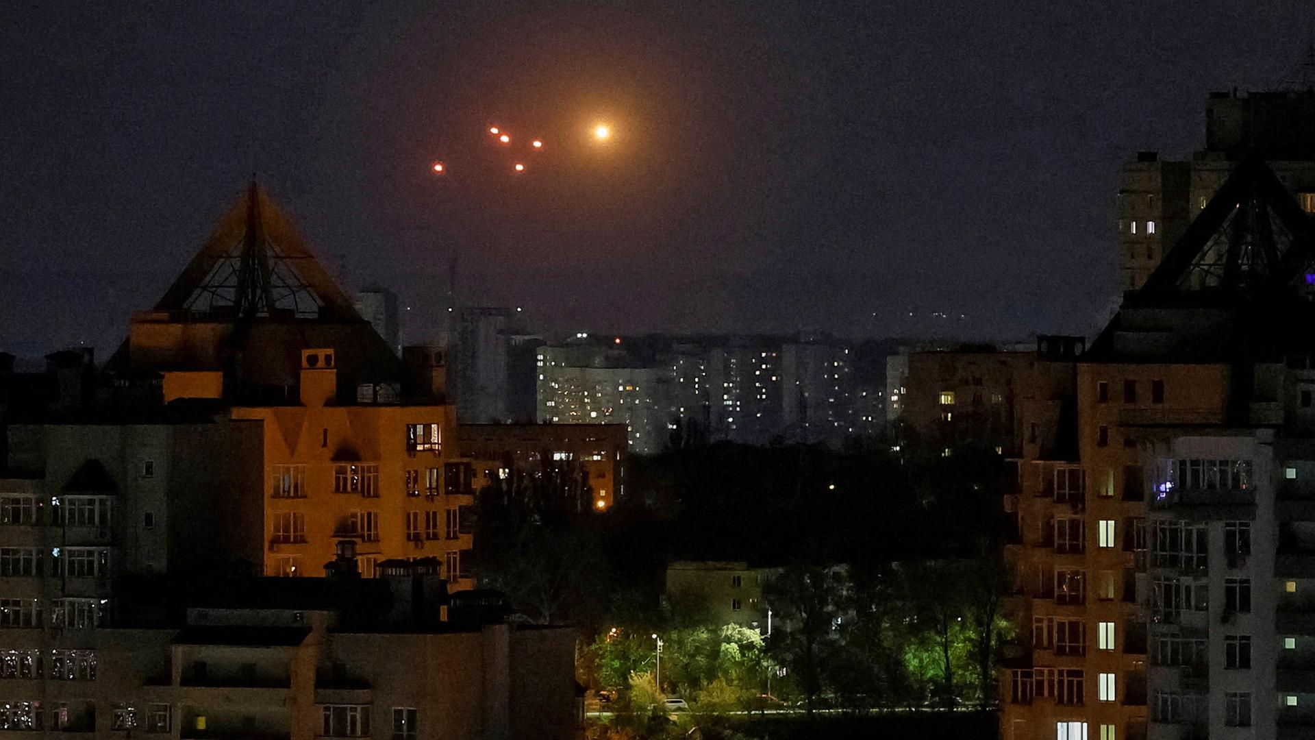 Kiew, Cherson und Odessa melden russische Angriffe - drei Tote