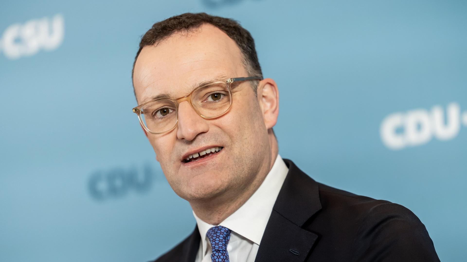 Spahn will an Diätenerhöhung festhalten