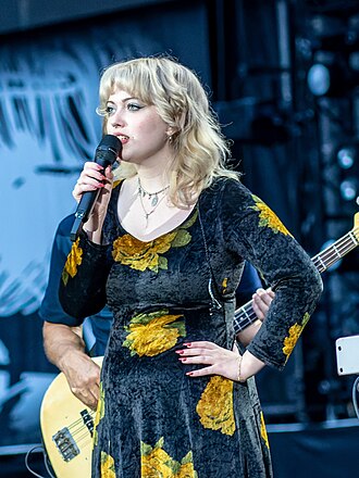 Violet Grohl im Interview: „Mein Vater wollte, dass ich meinen Weg gehe“