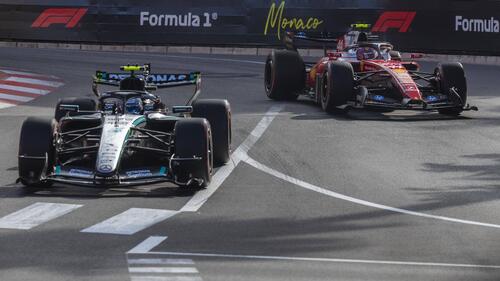 Ferrari lässt Mercedes ganz alt aussehen