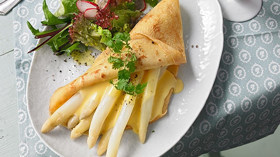 Friedhelms Spargel mit Pfannkuchen