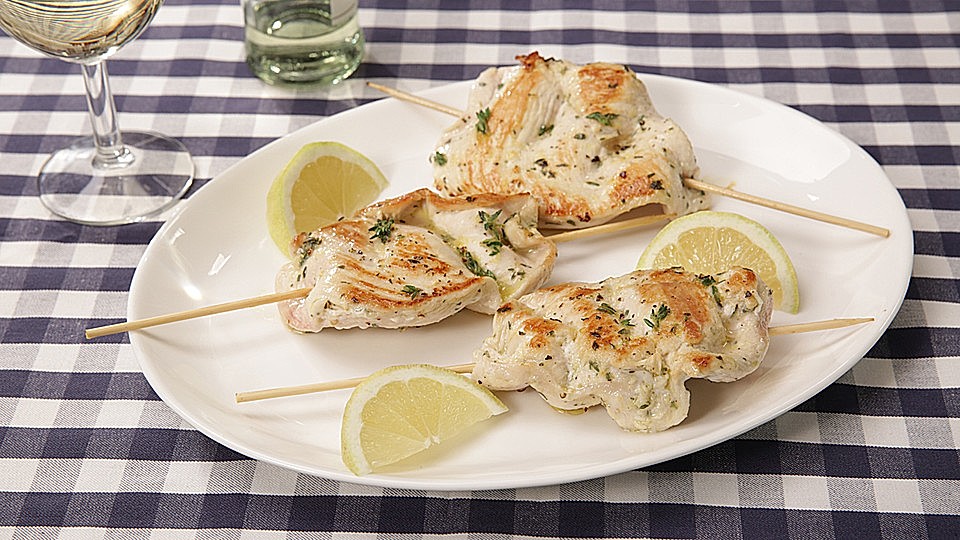 Hähnchen-Saté mit Zitronenmarinade